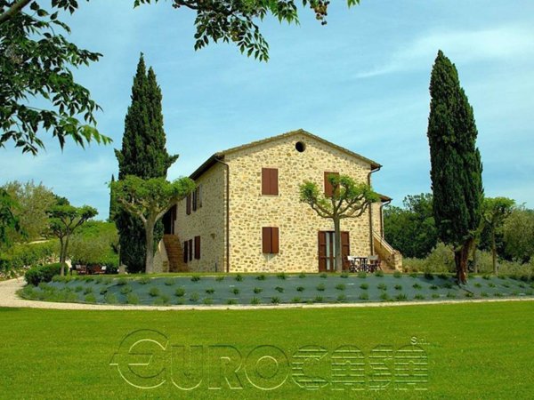 casa indipendente in vendita ad Assisi