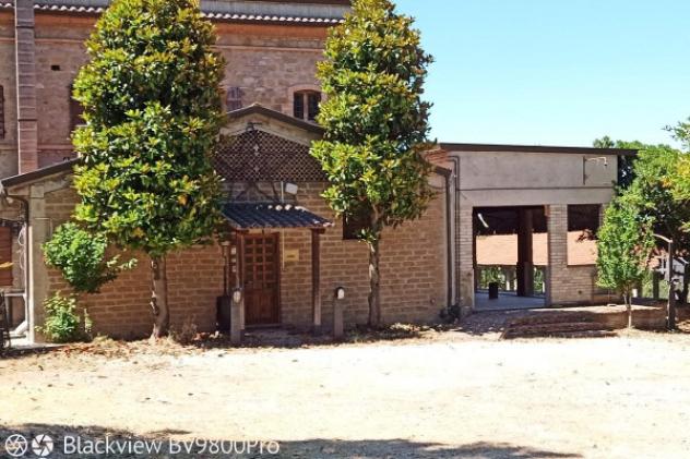 trivano in vendita ad Assisi in zona San Gregorio