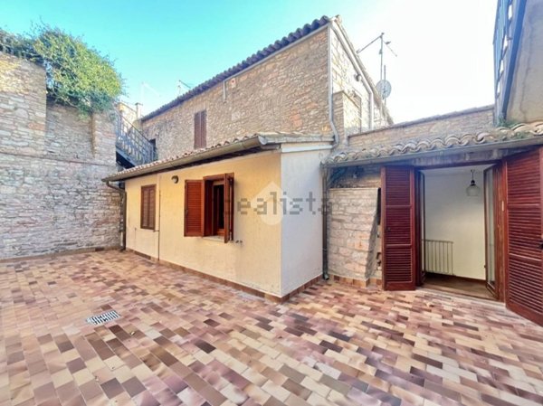 appartamento in vendita ad Assisi