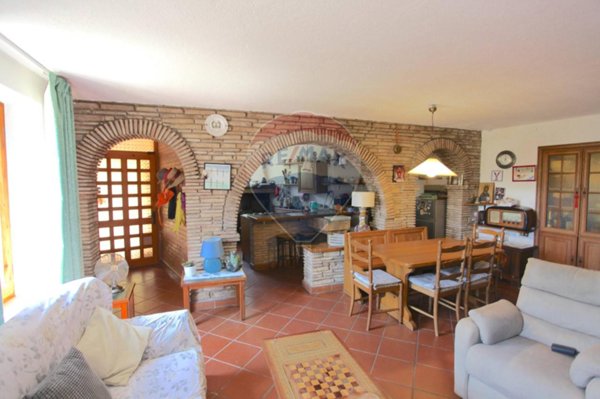 casa indipendente in vendita ad Assisi in zona Rocca San Angelo
