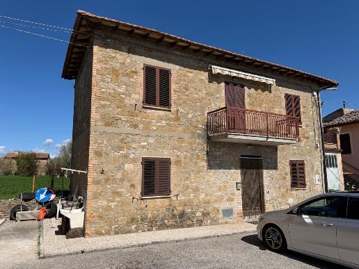 casa indipendente in vendita ad Assisi in zona Palazzo