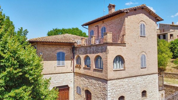 casa indipendente in vendita ad Assisi