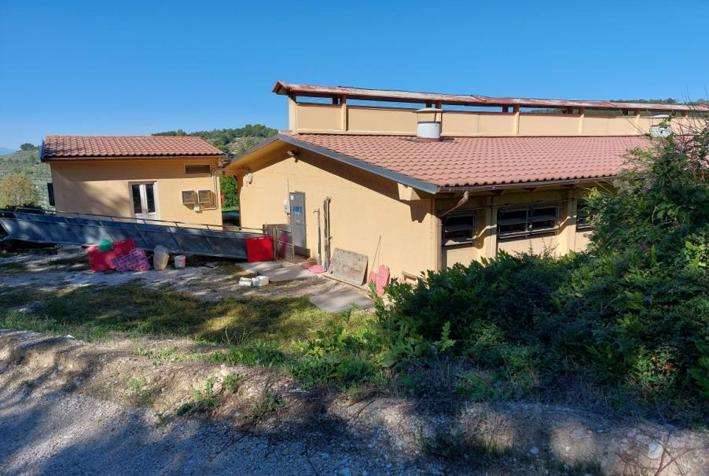 casa indipendente in vendita ad Assisi