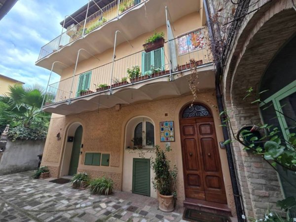appartamento in vendita ad Assisi in zona Santa Maria degli Angeli