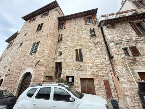 casa indipendente in vendita ad Assisi