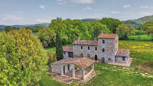 casale in vendita ad Assisi