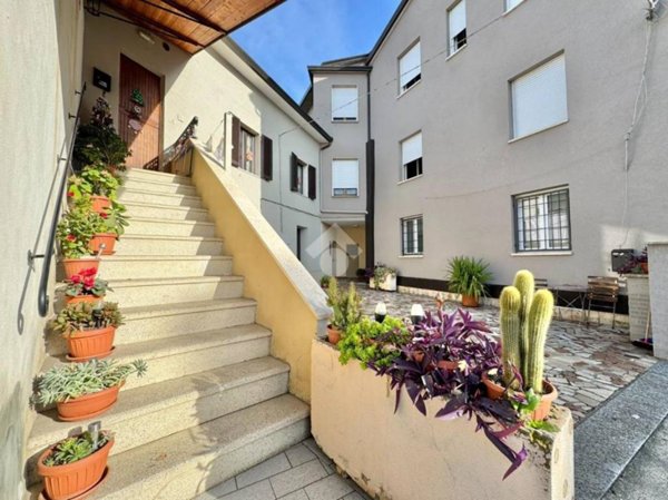 appartamento in vendita ad Assisi in zona Rivotorto