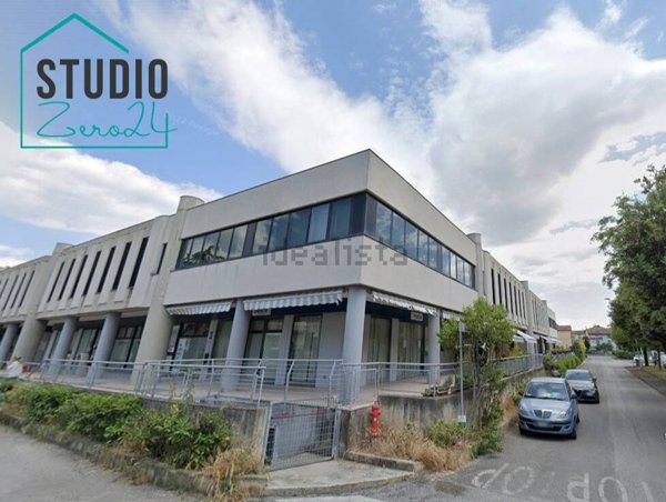 ufficio in vendita ad Assisi in zona Santa Maria degli Angeli