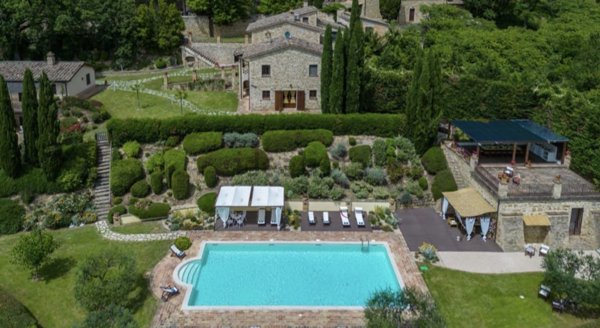 casale in vendita ad Assisi