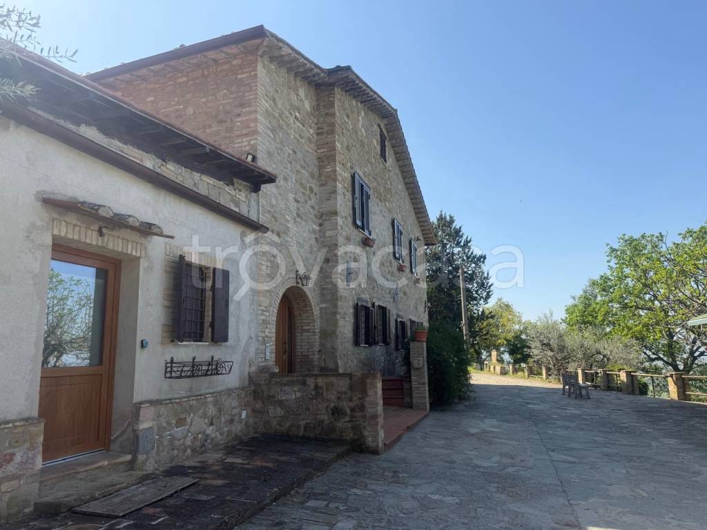 casa indipendente in vendita ad Assisi