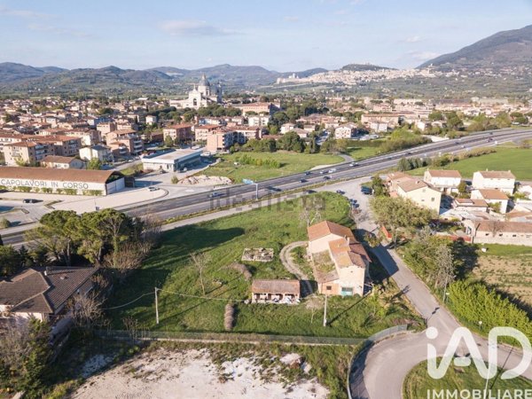 casale in vendita ad Assisi in zona Santa Maria degli Angeli