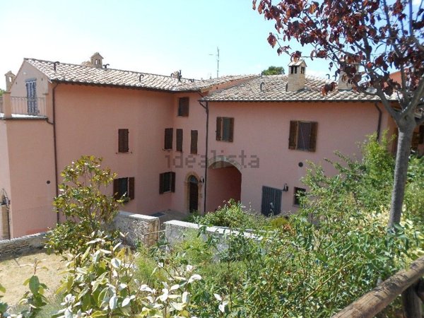appartamento in vendita ad Assisi in zona Viole