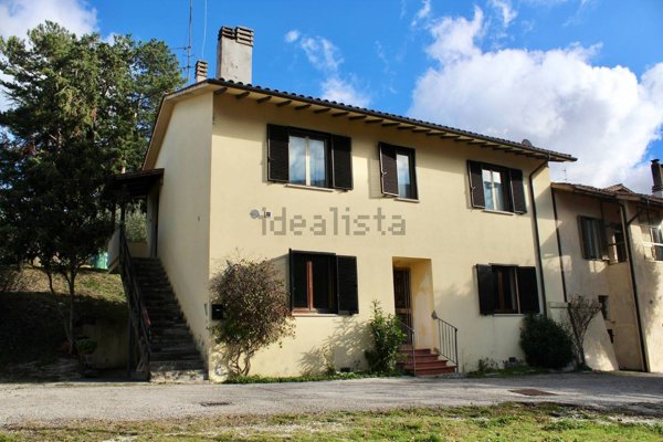 appartamento in vendita ad Assisi in zona Costa di Trex