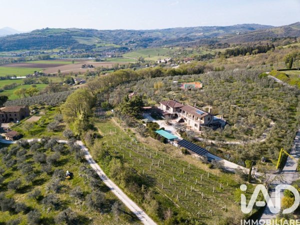 casa indipendente in vendita ad Assisi in zona Rocca San Angelo