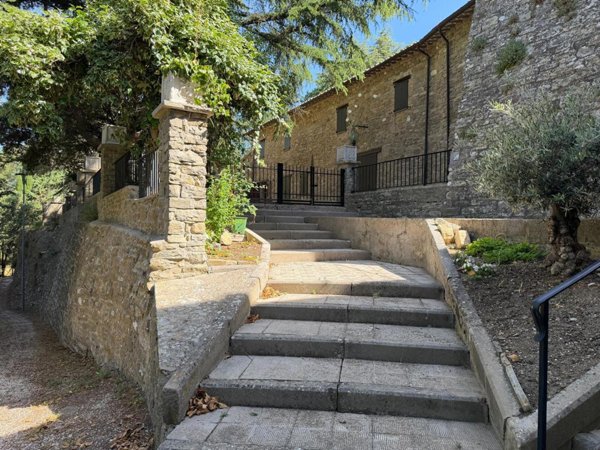 appartamento in vendita ad Assisi in zona Paradiso