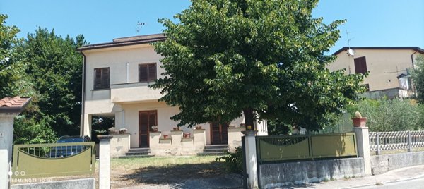 casa indipendente in vendita ad Assisi