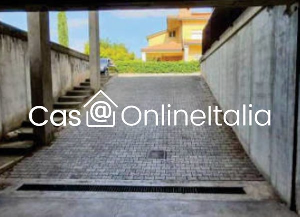 ufficio in vendita ad Assisi in zona Santa Maria degli Angeli