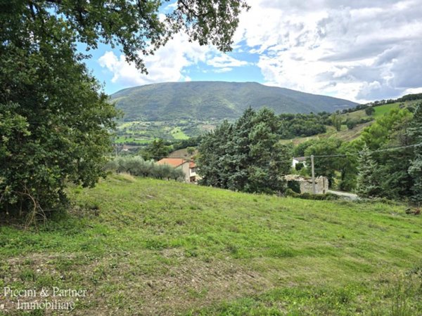 casale in vendita ad Assisi