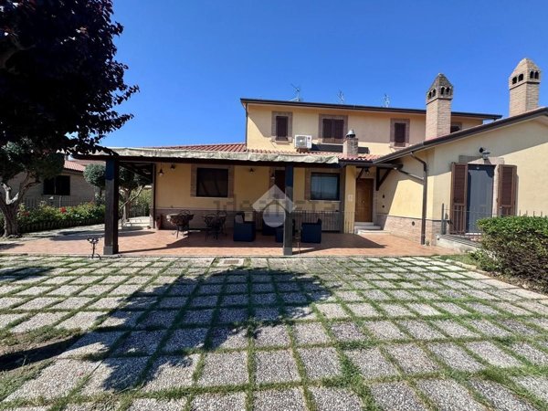 appartamento in vendita ad Assisi in zona Castelnuovo