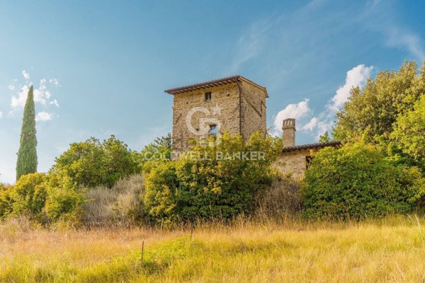 quadrivano in vendita ad Assisi in zona Armenzano
