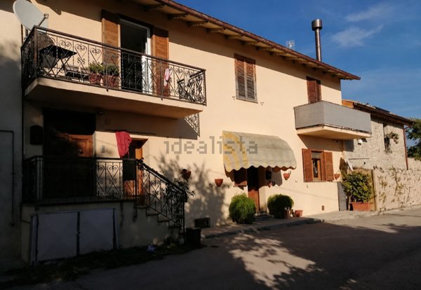 appartamento in vendita ad Assisi in zona Tordandrea