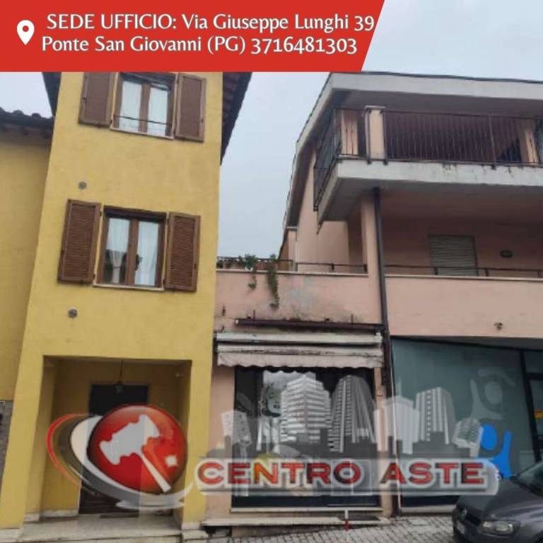 casa indipendente in vendita ad Assisi in zona Petrignano