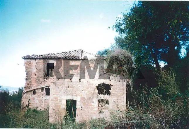 casa indipendente in vendita ad Assisi in zona Santa Maria degli Angeli