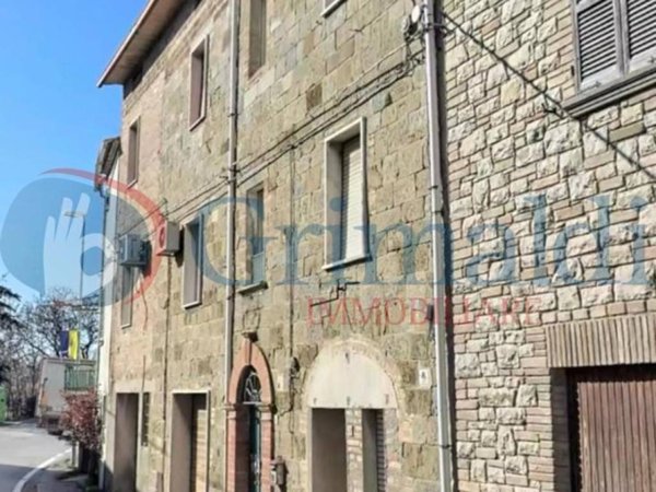casa indipendente in vendita ad Assisi in zona Torchiagina