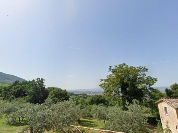 terreno edificabile in vendita ad Assisi in zona Capodacqua