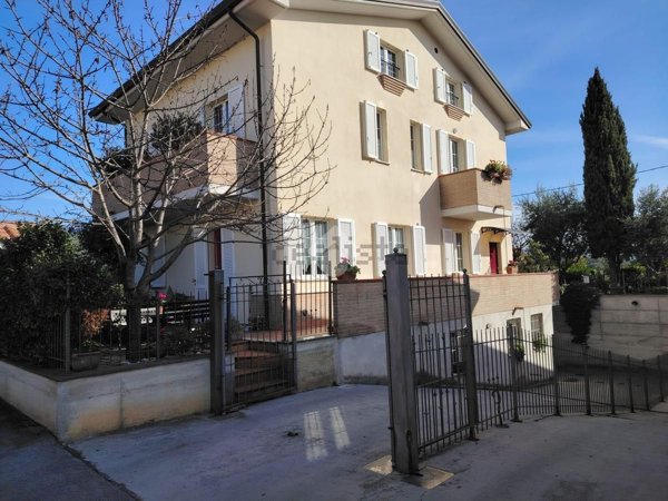 appartamento in vendita ad Assisi in zona Castelnuovo