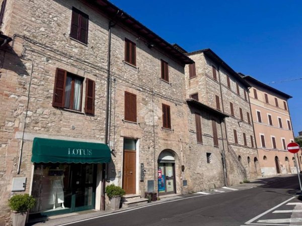 appartamento in vendita ad Assisi in zona Santa Maria degli Angeli