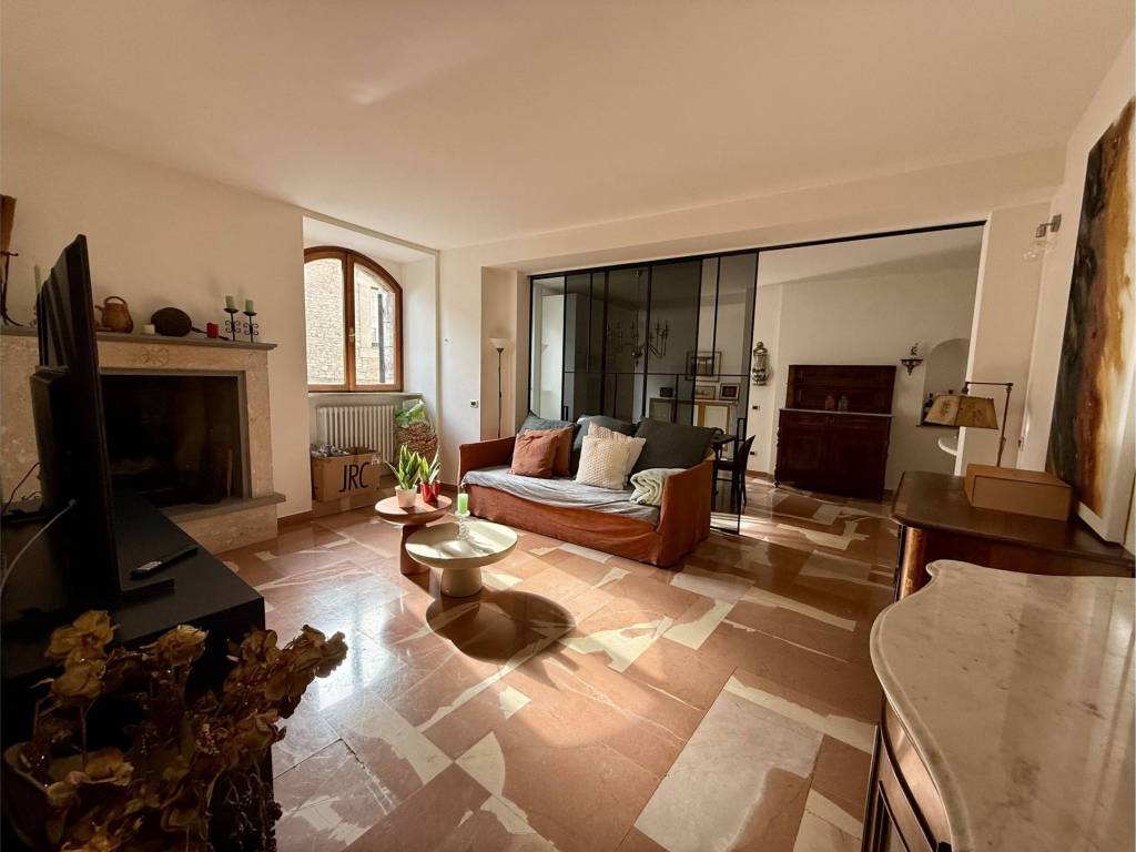 appartamento in vendita ad Assisi
