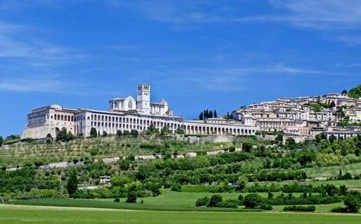 terreno in vendita ad Assisi in zona Santa Maria degli Angeli