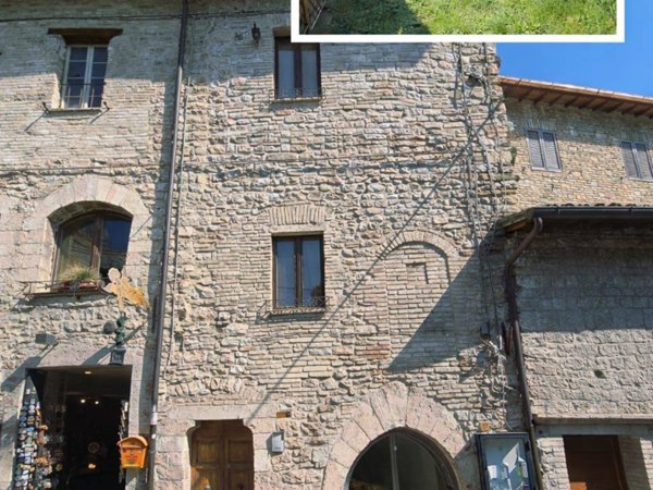 casa indipendente in vendita ad Assisi