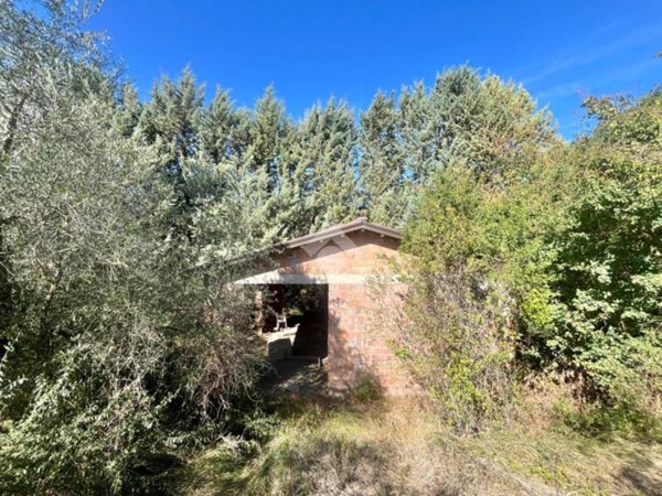 terreno in vendita ad Assisi