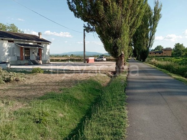 casa indipendente in vendita ad Assisi in zona Rivotorto