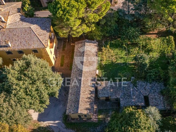casa indipendente in vendita ad Assisi in zona Castelnuovo