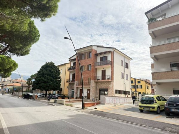 casa indipendente in vendita ad Assisi in zona Santa Maria degli Angeli