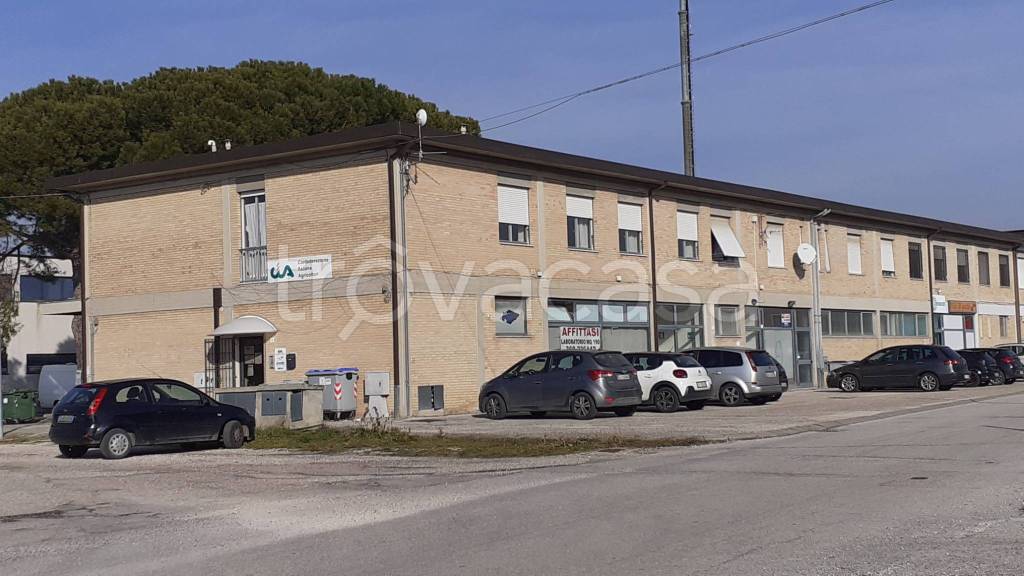 ufficio in vendita a Bastia Umbra