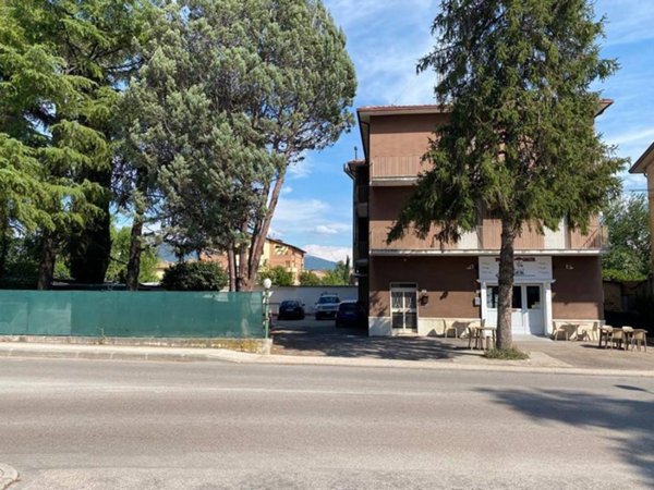 casa indipendente in vendita a Bastia Umbra