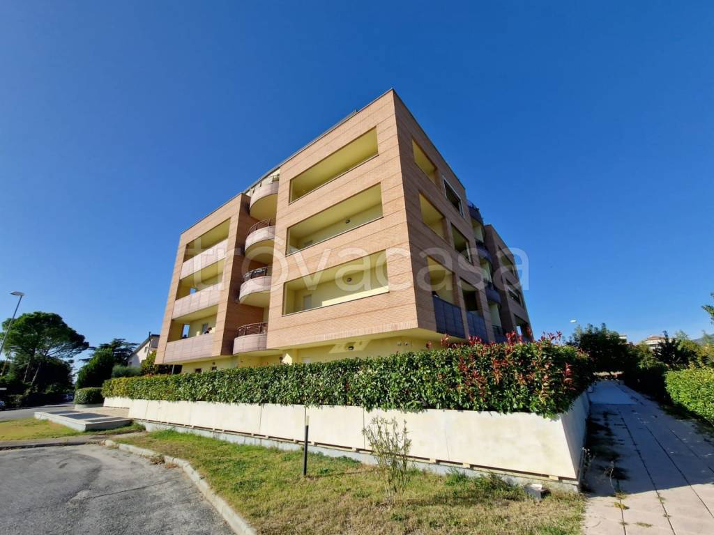 appartamento in vendita a Bastia Umbra