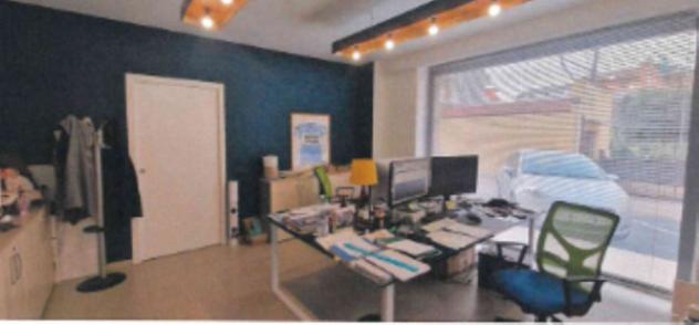 negozio in vendita a Bastia Umbra