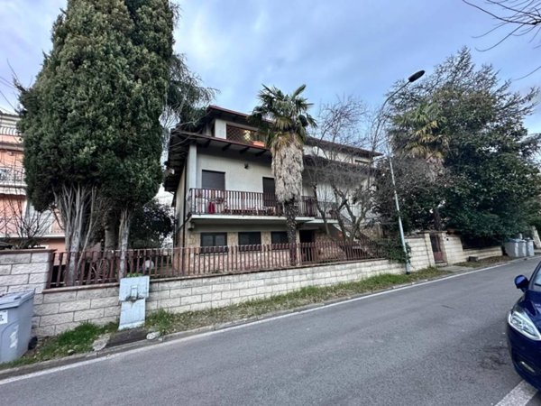 appartamento in vendita a Bastia Umbra