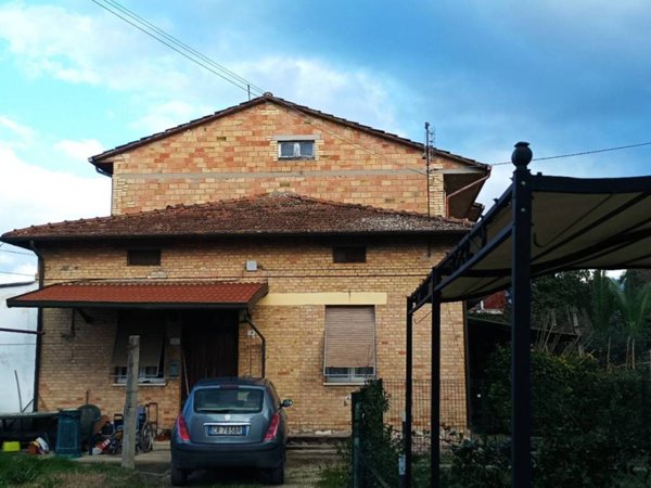 casa indipendente in vendita a Bastia Umbra
