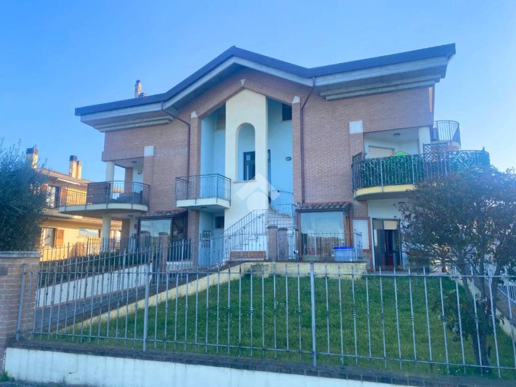 appartamento in vendita a Bastia Umbra