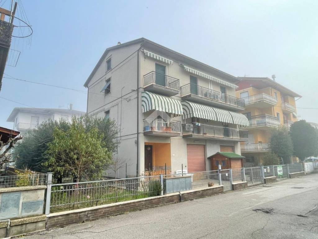 appartamento in vendita a Bastia Umbra