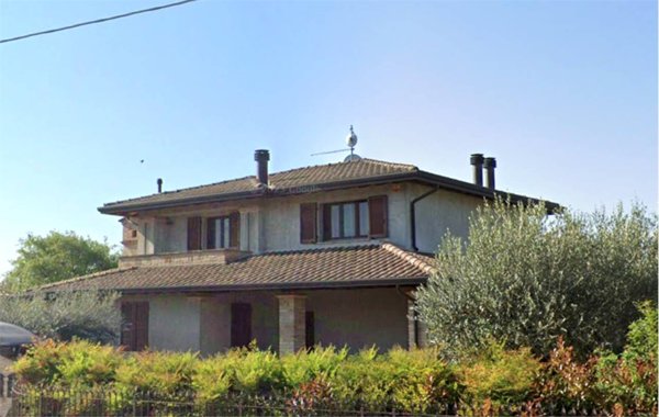 casa indipendente in vendita a Bastia Umbra