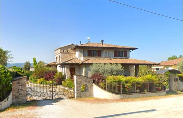 casa indipendente in vendita a Bastia Umbra