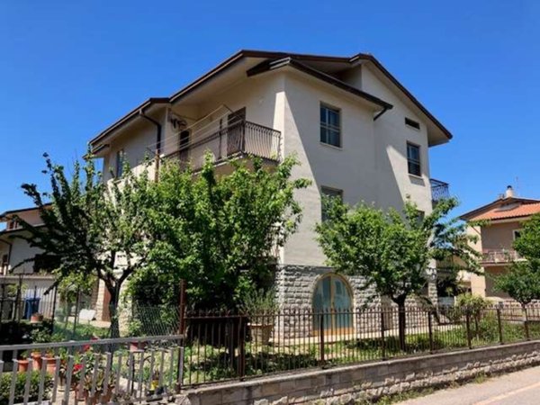 quadrivano in vendita a Bastia Umbra in zona Bastiola