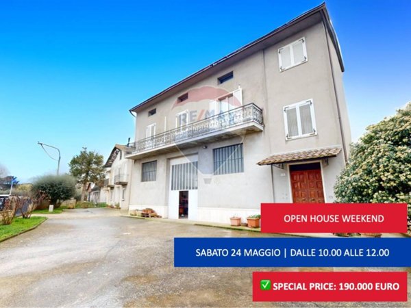 casa indipendente in vendita a Bastia Umbra in zona Costano